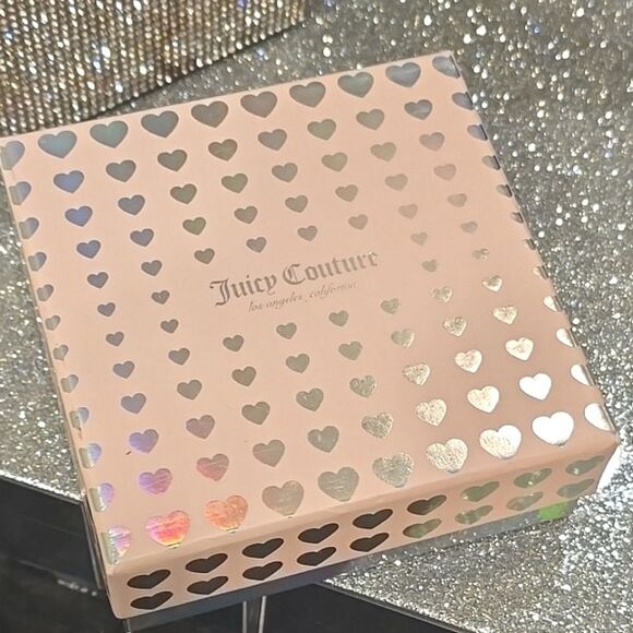 Juicy Couture Choose Juicy Lock & Key Charm Lariat Bracelet & Earring Set - Picture 8 of 10